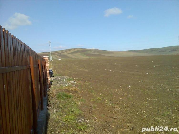 Teren de 3935 mp, în Nazna