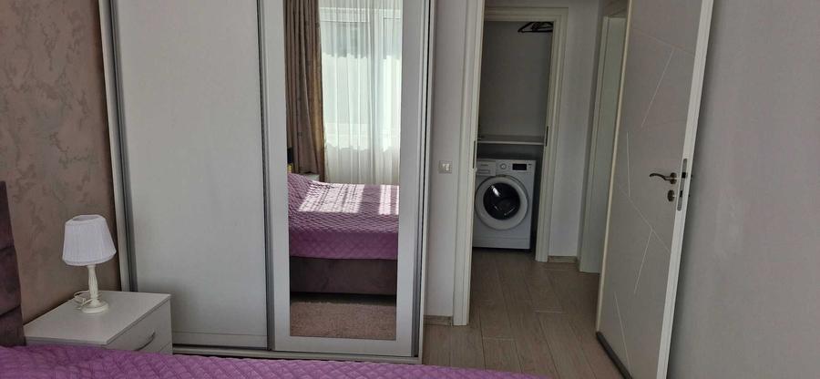 Apartament cu 2 camere semidecomandat în Berceni