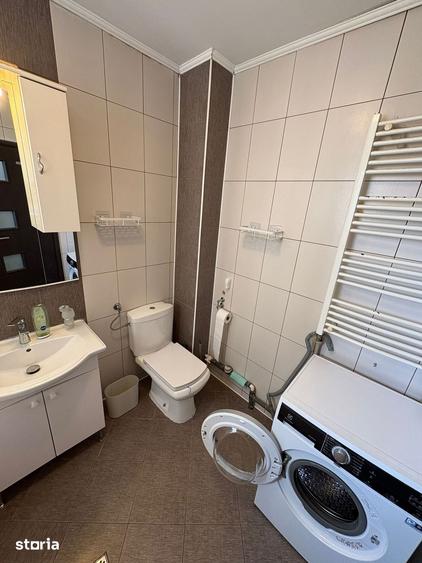 Apartament cu 3 camere decomandat în Ghencea