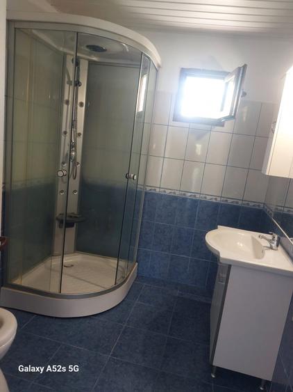 Casă individuală cu 5 camere cu Canalizare în Bucureștii Noi