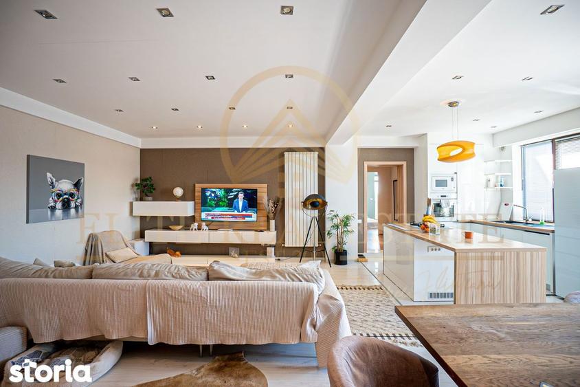 Apartament cu 3 camere, mobilat în Palazu Mare
