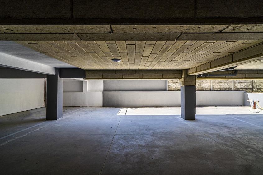 Apartament cu 2 camere semidecomandat în Militari