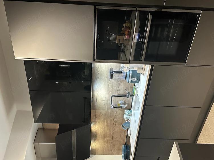Apartament cu 3 camere decomandat, mobilat în Central