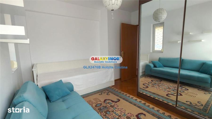 Apartament cu 3 camere, mobilat în Central