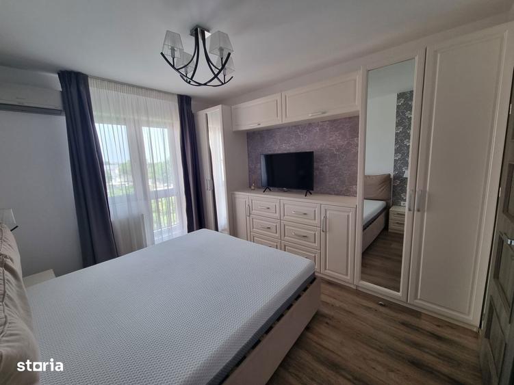 Apartament cu 2 camere decomandat în Parcul Carol