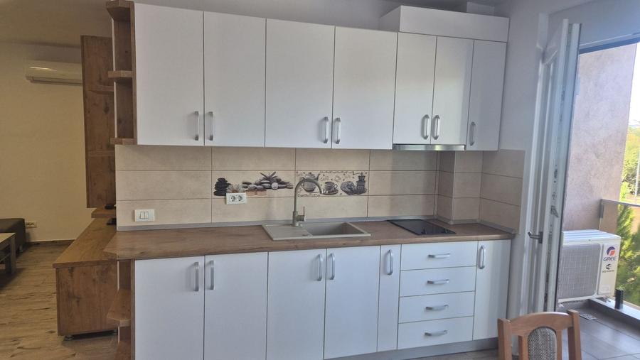 Apartament cu 2 camere decomandat în Exterior Vest