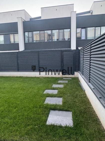 Casă cu 5 camere cu Canalizare în Central
