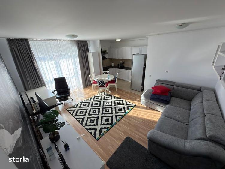 Apartament cu 2 camere, mobilat în Central