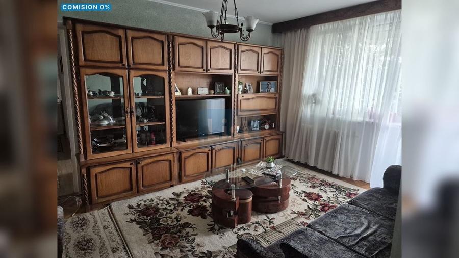 Apartament cu 4 camere decomandat, mobilat în Crihala
