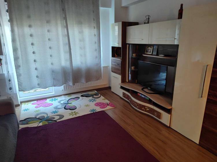 Apartament cu 2 camere semidecomandat în Chiajna