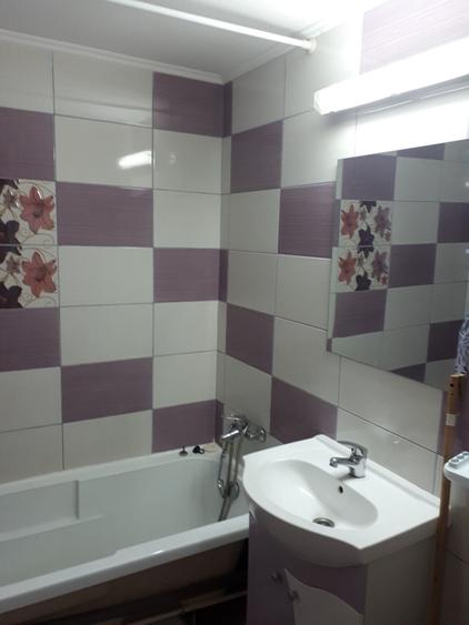 Apartament cu 2 camere decomandat în Titan