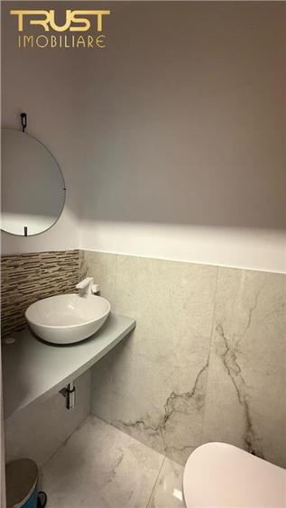 Apartament cu 3 camere semidecomandat în Gheorgheni