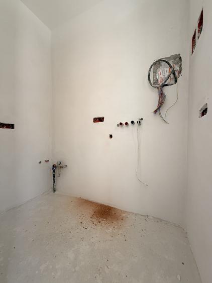 Duplex cu 4 camere cu Canalizare în Giroc