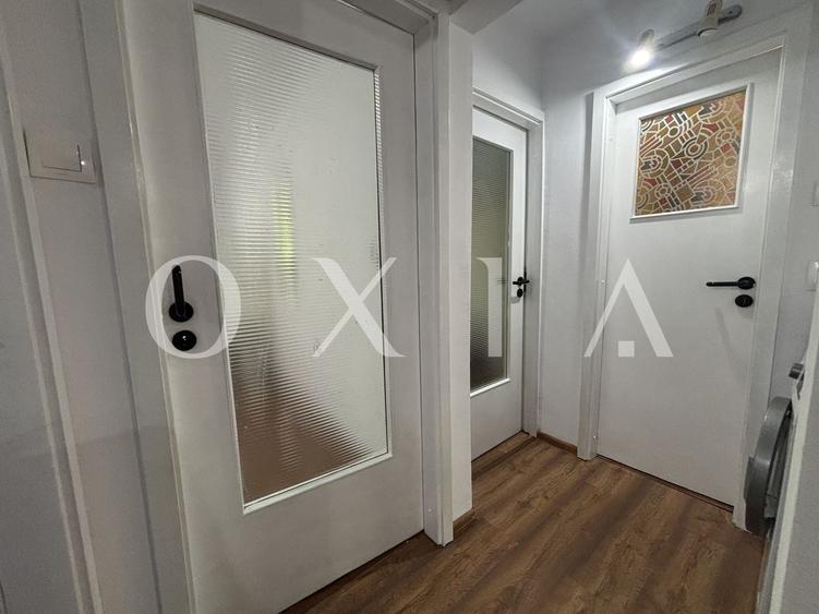 Apartament cu 3 camere decomandat, mobilat în Cetății