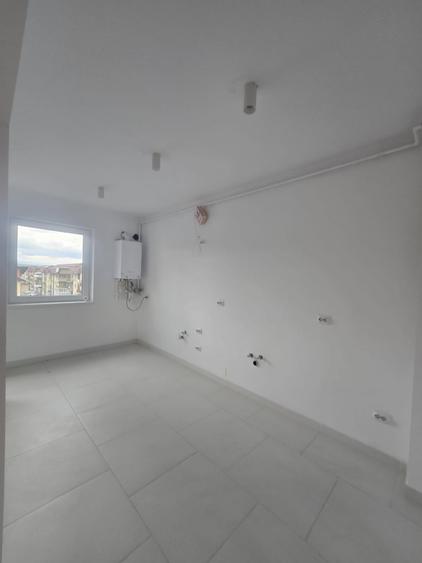 Birou, de 50 mp, în Florești