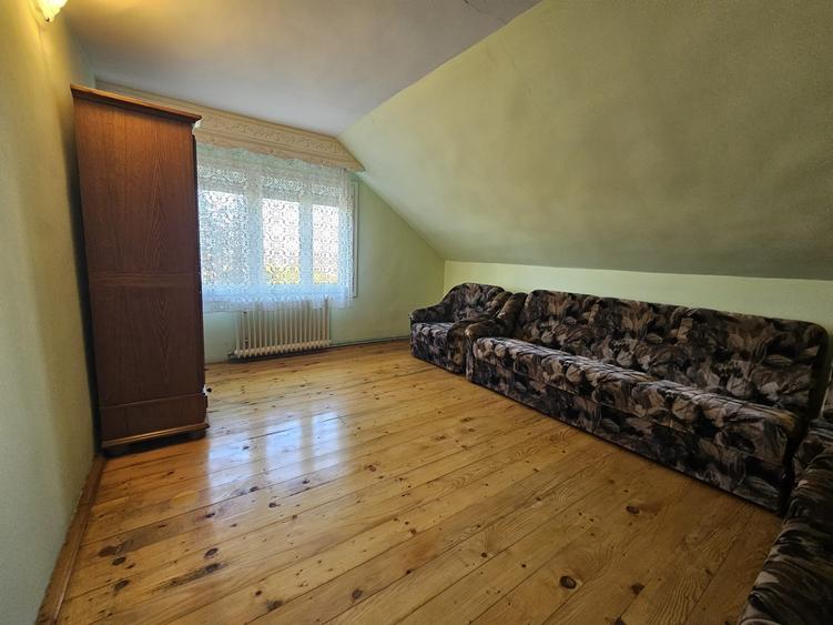Casă cu 5 camere cu Canalizare în Vulcan
