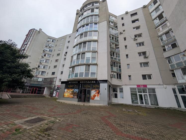 Spațiu comercial, de 110 mp, în 9 Mai
