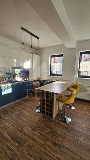 Apartament cu 2 camere semidecomandat, mobilat în Mărăști
