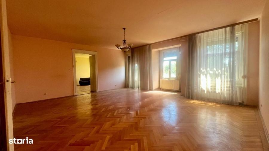 Apartament cu 3 camere în Ultracentral