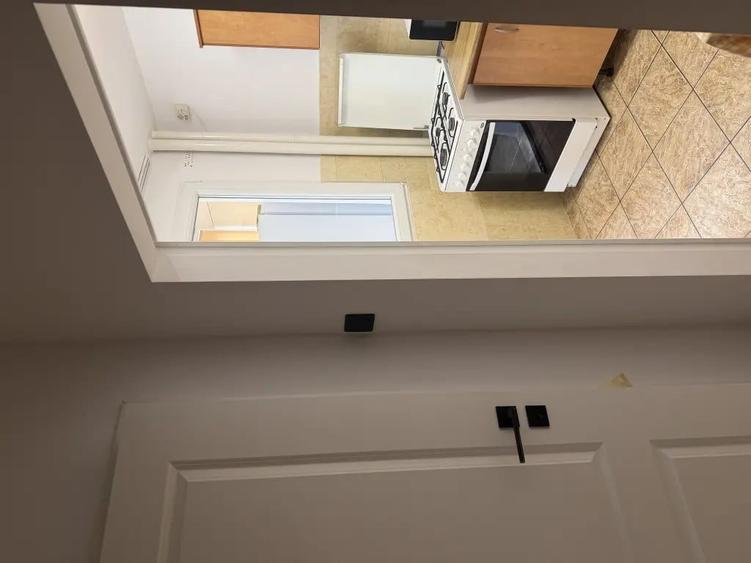 Apartament cu 2 camere semidecomandat în Gara de Nord