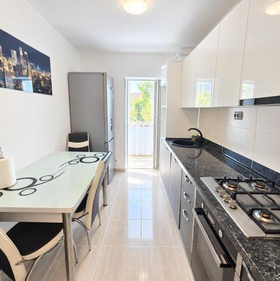 Apartament cu 2 camere semidecomandat în Astra