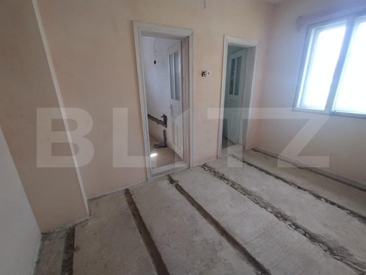 Casă individuală cu 3 camere cu Garaj în Sud-Est