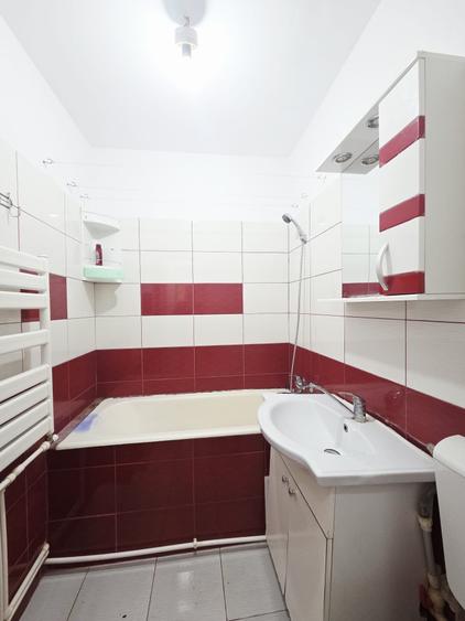 Apartament cu 2 camere semidecomandat în Micro 19