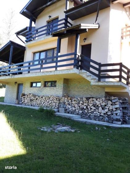 Casă cu 4 camere cu Teren 448 Mp în Arieșeni