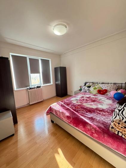 Apartament cu 3 camere decomandat în Alexandru cel Bun