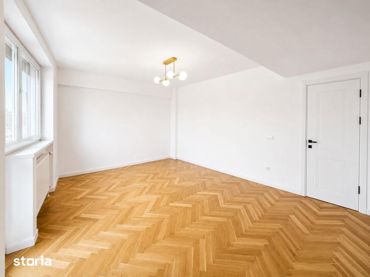 Apartament cu 3 camere decomandat în Centrul Istoric