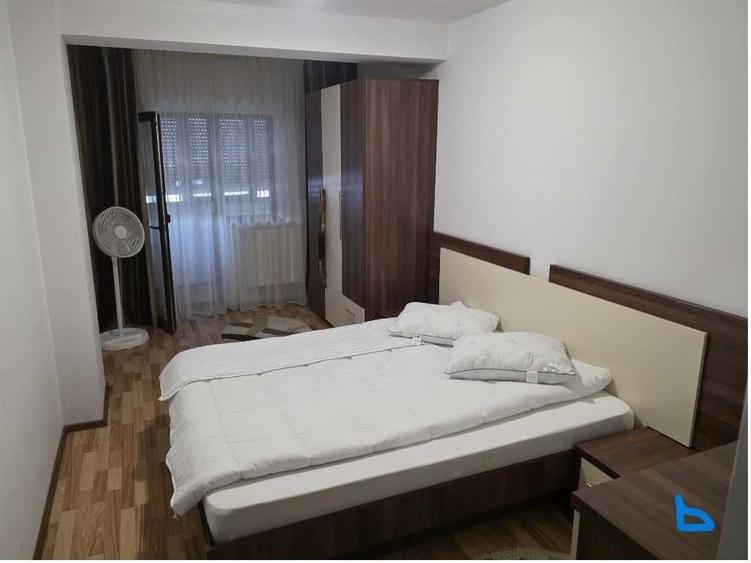 Apartament cu 2 camere decomandat în Popa Șapcă