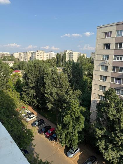 Apartament cu 2 camere semidecomandat, mobilat în Drumul Taberei