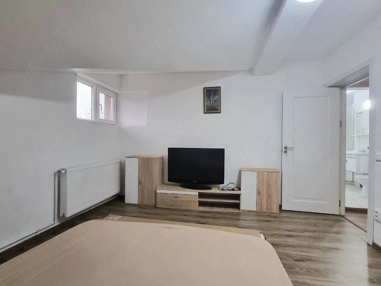 Apartament cu 2 camere semidecomandat în Central