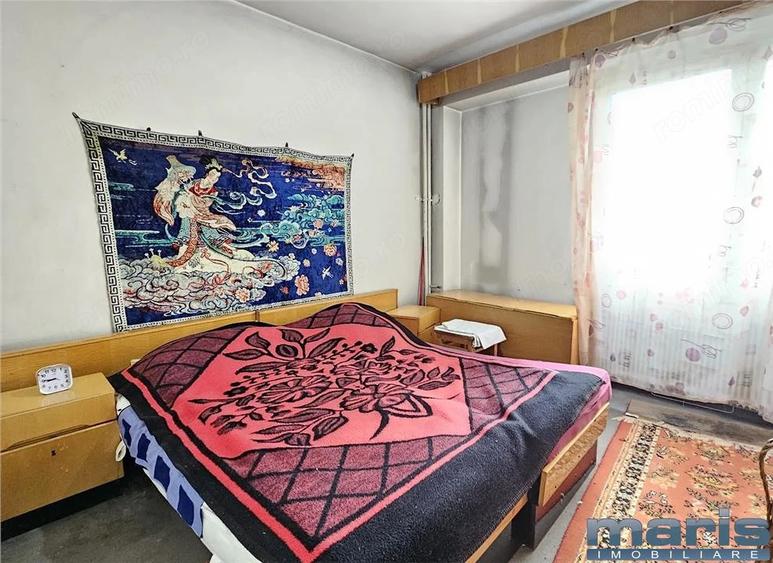 Garsonieră decomandată în Central