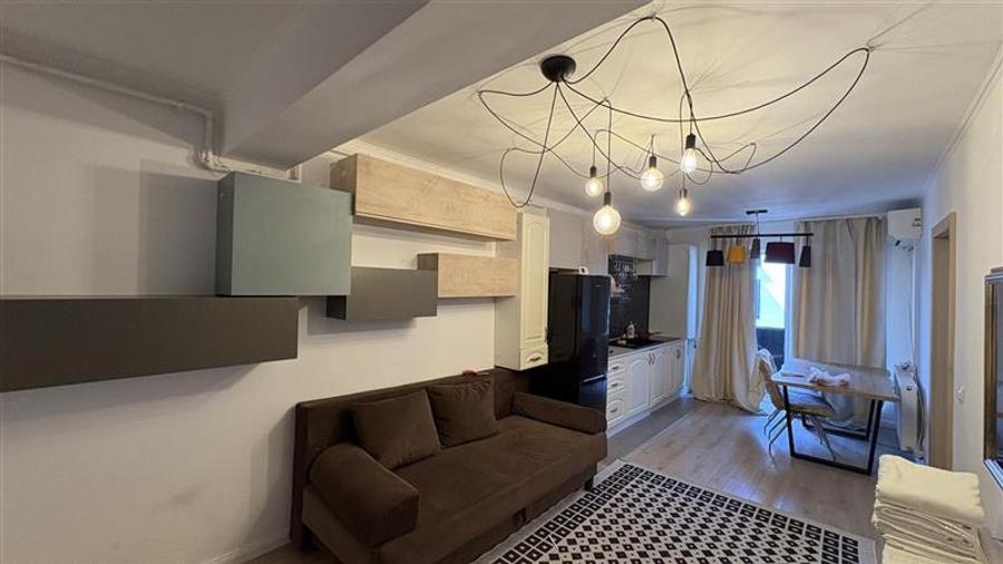 Apartament cu 2 camere circular, mobilat în Dâmbul Rotund