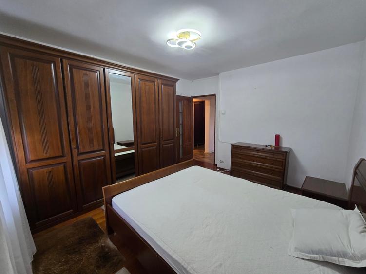 Apartament 3 camere decomandat | Centrală proprie | 2 băi | Drumul Sării - 9
