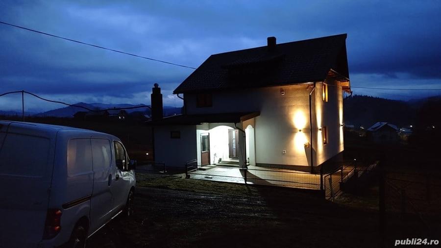 Casă cu 5 camere cu Teren 5800 Mp în Podu Coșnei