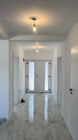 Casă cu 4 camere cu Teren 529 Mp în Șag