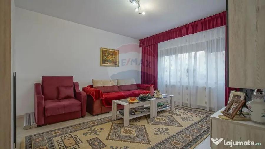 Apartament cu 3 camere decomandat în Sânpetru