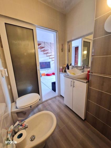 Apartament cu 4 camere în Ultracentral