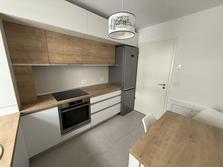 Apartament cu 2 camere decomandat în Exterior Vest