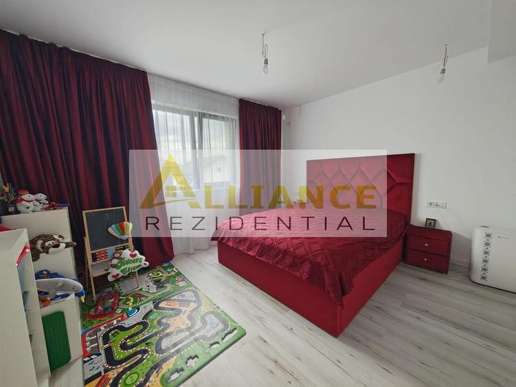 Casă individuală cu 4 camere cu Canalizare în Berceni