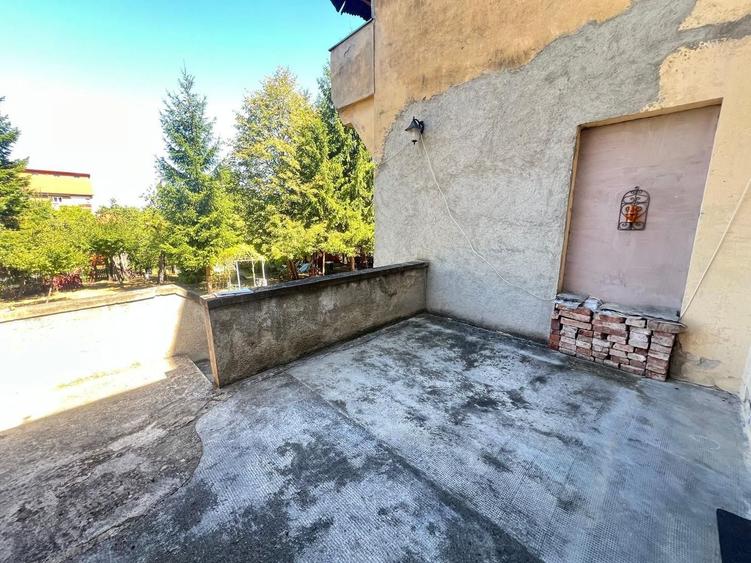 Garsoniera cu terasa proprie in vila interbelica | 20 mp + 16 mp terasa | Centru - 5