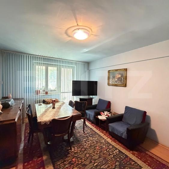 Apartament cu 2 camere decomandat, mobilat în Central