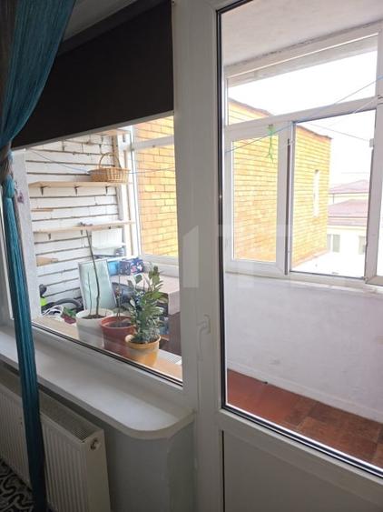 Apartament 3 camere, decomandat 64.20 mp, zona 1 Mai - Insula - 11