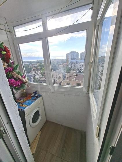 Apartament cu 2 camere decomandat, mobilat în Titan