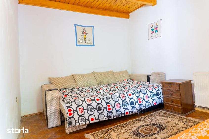 Apartament cu 4 camere în Centrul Istoric