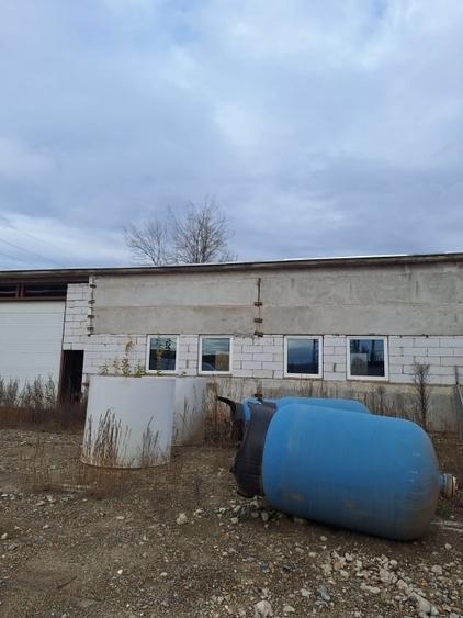 Spațiu industrial, de 1,700 mp, în Central