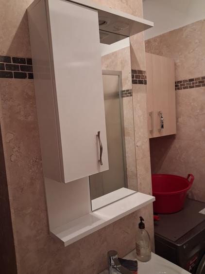 Apartament cu 3 camere decomandat în Vitan