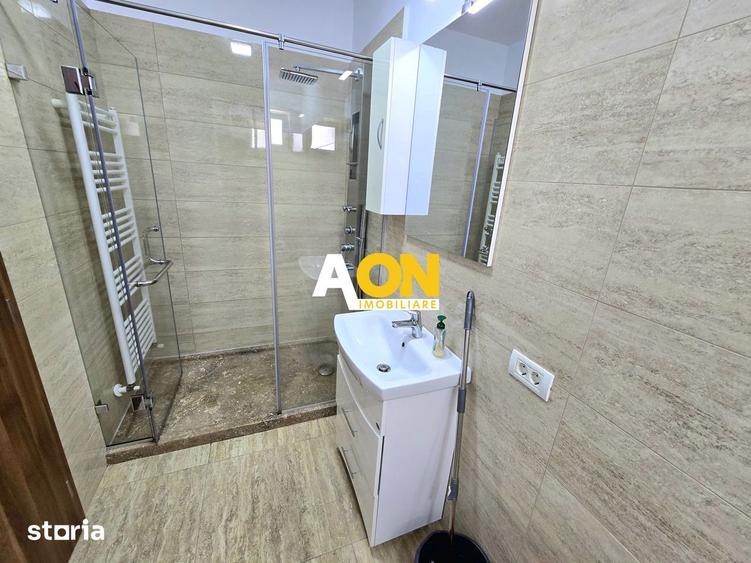 Apartament cu 3 camere, mobilat în Central
